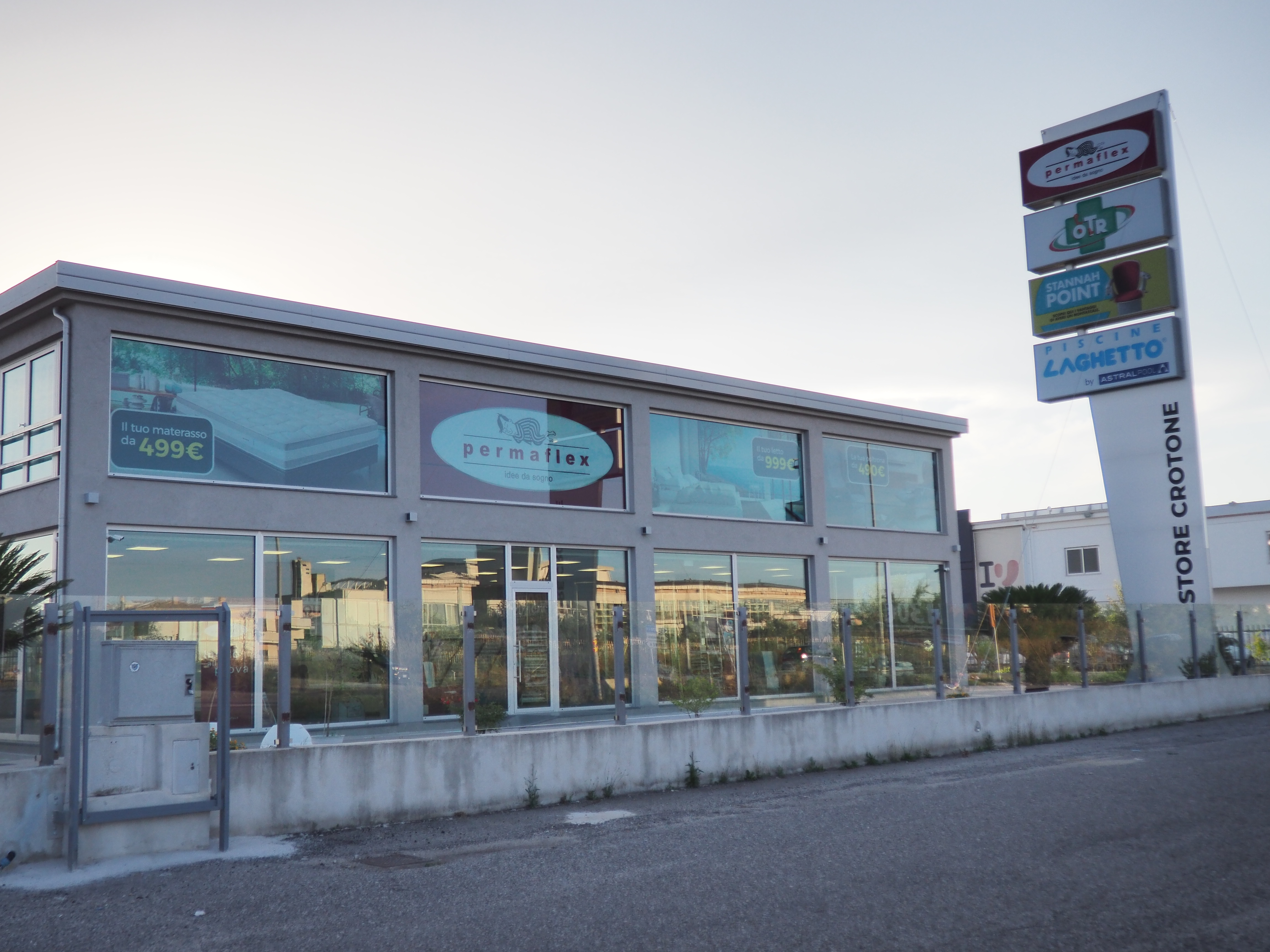 Centro Permaflex Calabria - Crotone Località Passo Vecchio SS. 106